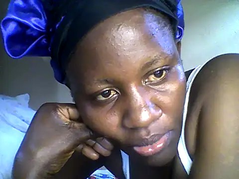Angelbee  online show from 17, 6, 2026