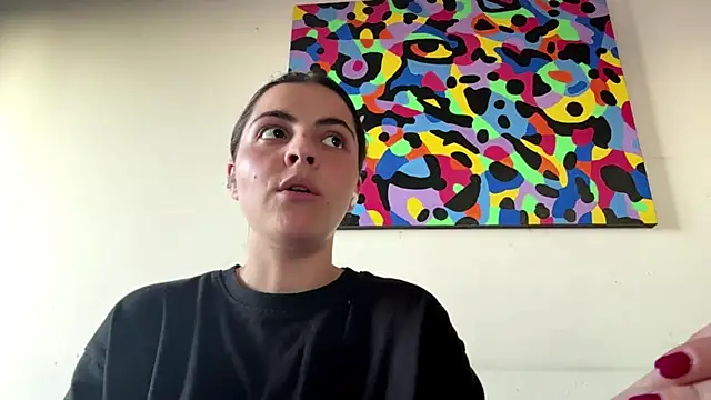 Snapshot of MarisaKomar chatting on 5, 6, 2026 MarisaKomar online show from 5, 6, 2026