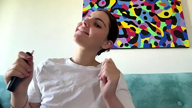 Snapshot of MarisaKomar chatting on 17, 6, 2026 MarisaKomar online show from 17, 6, 2026