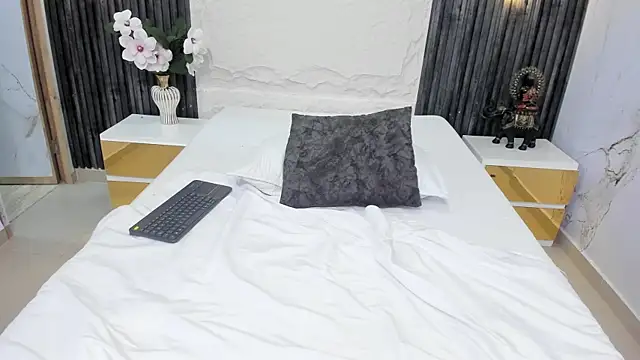 Chloe dreams4u online show from 6, 7, 2026