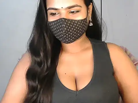 Curvy Deepa online show from 6, 6, 2026