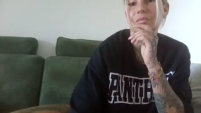 Snapshot of Sierablum chatting on 3, 7, 2026 Sierablum online show from 3, 7, 2026