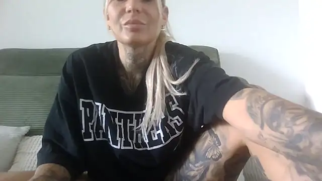 Snapshot of Sierablum chatting on 4, 7, 2026 Sierablum online show from 4, 7, 2026