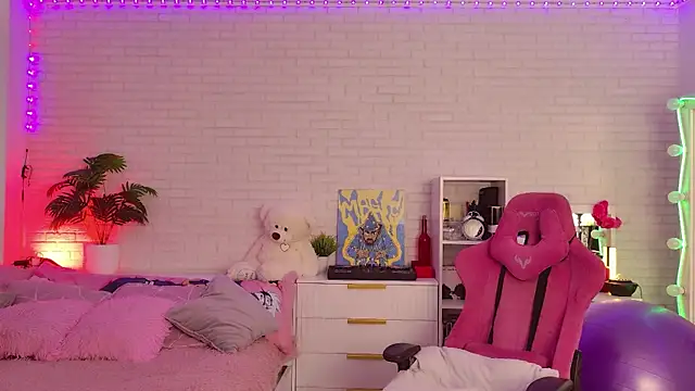darinekoo online show from 25, 6, 2026