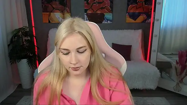 AmaliaWinslet online show from 18, 6, 2026