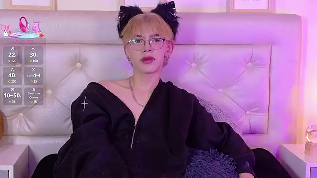 Snapshot of Kim_Adrien chatting on 23, 6, 2026 Kim Adrien online show from 23, 6, 2026