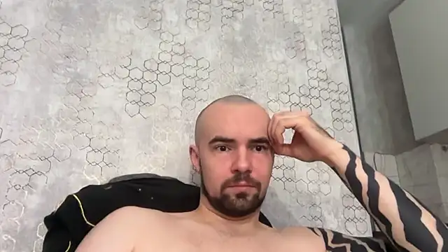 Snapshot of KitteanHard chatting on 17, 6, 2026 KitteanHard online show from 17, 6, 2026