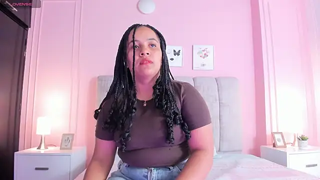 Emma-Velez online show from 23, 7, 2026