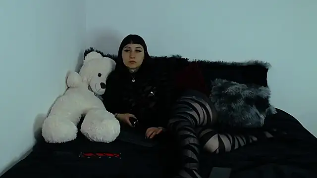 x lilith  online show from 16, 6, 2026