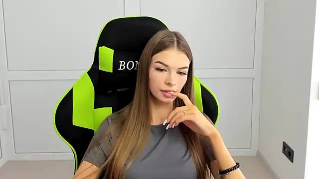 KaterineSunny online show from 6, 6, 2026