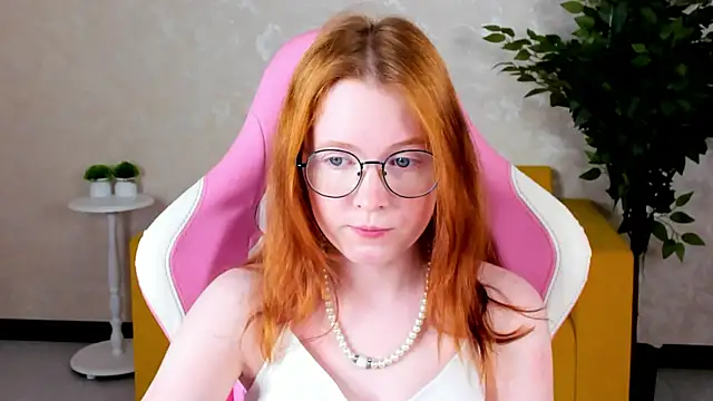 Snapshot of ari-kittyy chatting on 16, 6, 2026 ari-kittyy online show from 16, 6, 2026
