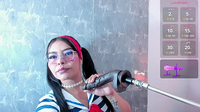 pocahontaslatinaa online show from 8, 6, 2026
