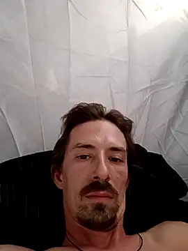 Snapshot of Mstrdstrctn7 chatting on 4, 3, 2025 Mstrdstrctn7 online show from 4, 3, 2025