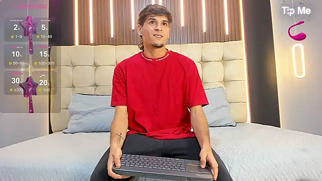 Snapshot of Zack23__ chatting on 2, 7, 2026 Zack23 online show from 2, 7, 2026