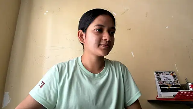 Snapshot of yuna_luxy chatting on 12, 6, 2026 yuna luxy online show from 12, 6, 2026