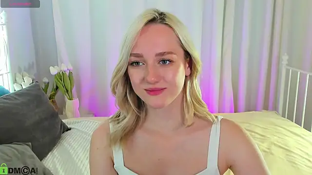 Chloe-Deccer online show from 25, 7, 2026