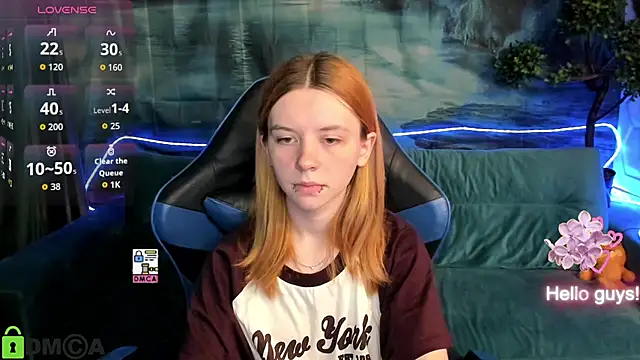 Snapshot of CarolInWonderland chatting on 12, 6, 2026 CarolInWonderland online show from 12, 6, 2026