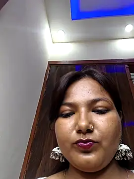 Snapshot of sheela_3563 chatting on 18, 7, 2026 sheela 3563 online show from 18, 7, 2026