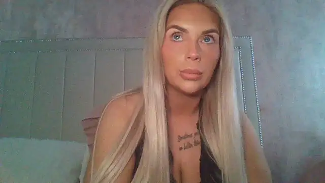 Snapshot of MiaMae_x chatting on 17, 7, 2026 MiaMae x online show from 17, 7, 2026