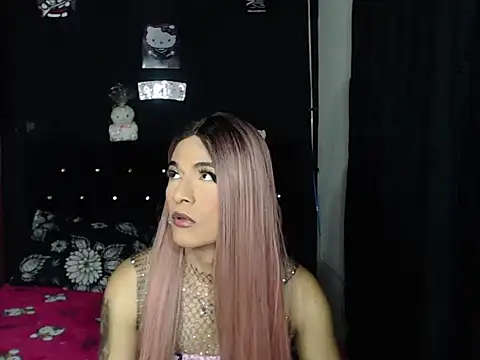 Snapshot of madame_kitty chatting on 8, 7, 2026 madame kitty online show from 8, 7, 2026