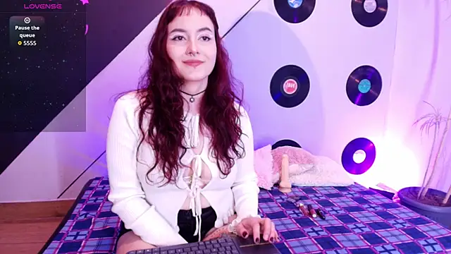 Snapshot of Allissa_Noir chatting on 2, 7, 2026 Allissa Noir online show from 2, 7, 2026