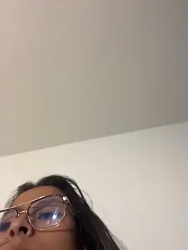  Aisha 20 online show from 14, 6, 2026