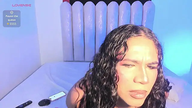 Snapshot of joeli_sweett chatting on 27, 6, 2026 joeli sweett online show from 27, 6, 2026