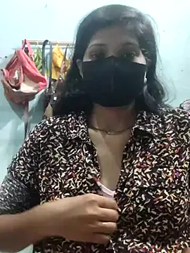 Naughty dii online show from 6, 7, 2026