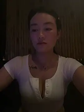Snapshot of mollymm chatting on 9, 7, 2026 mollymm online show from 9, 7, 2026