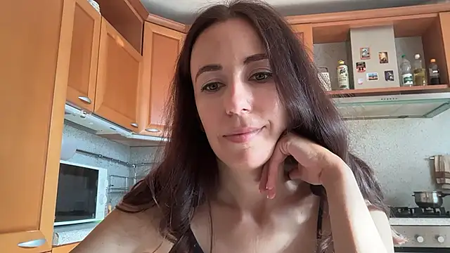 Flamingo Queen online show from 15, 7, 2026
