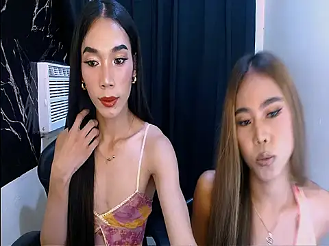 Snapshot of Lavianfoxx chatting on 8, 6, 2026 Lavianfoxx online show from 8, 6, 2026