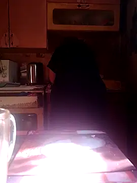 Snapshot of oksana72 chatting on 14, 9, 2025 oksana72 online show from 14, 9, 2025