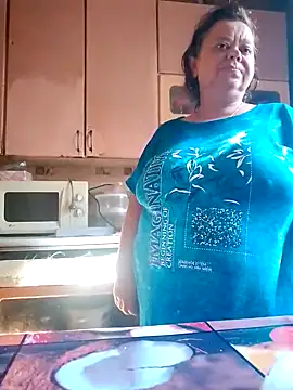 Snapshot of oksana72 chatting on 25, 9, 2025 oksana72 online show from 25, 9, 2025