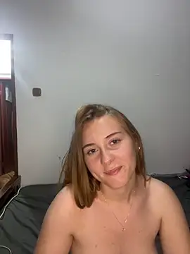 Snapshot of FlirtySophiaa chatting on 19, 6, 2026 FlirtySophiaa online show from 19, 6, 2026