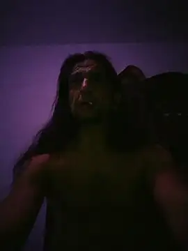 Nightcrawlers online show from 22, 6, 2026