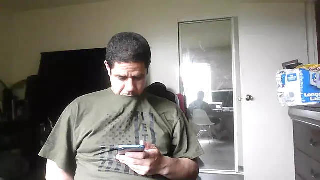 Snapshot of toosexy4myshirt chatting on 23, 6, 2026 toosexy4myshirt online show from 23, 6, 2026