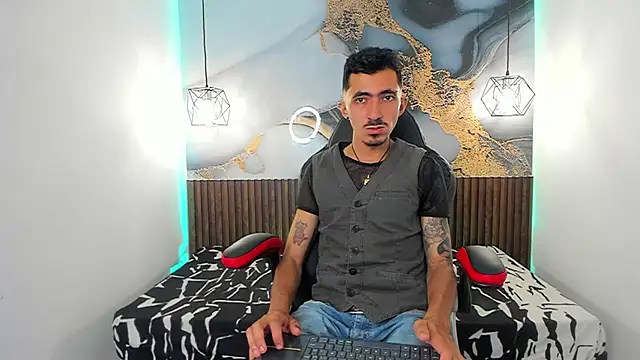 DylanAnderson1 online show from 18, 7, 2026