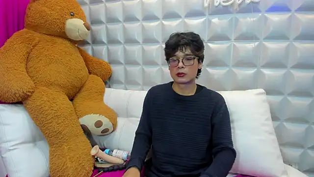 Snapshot of maximo_2019 chatting on 3, 7, 2026 maximo 2019 online show from 3, 7, 2026