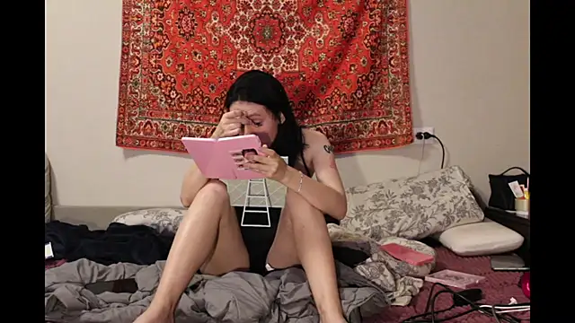 Catherine19Hunt online show from 22, 7, 2026
