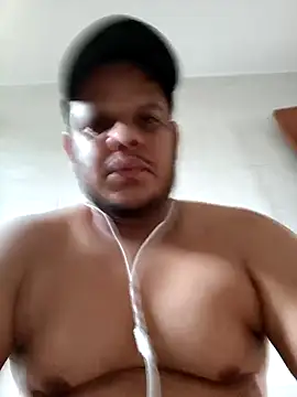Snapshot of FFelipe000777 chatting on 9, 6, 2026 FFelipe000777 online show from 9, 6, 2026