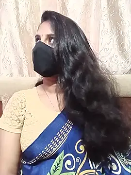 Snapshot of Clara-Lilly chatting on 25, 6, 2026 Clara-Lilly online show from 25, 6, 2026