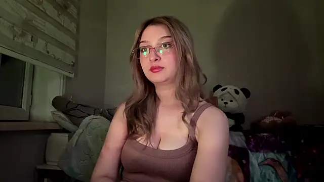 Snapshot of CloudyFoxy chatting on 11, 6, 2026 CloudyFoxy online show from 11, 6, 2026