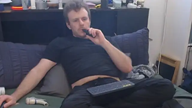 Snapshot of kinkyboipig chatting on 19, 7, 2026 kinkyboipig online show from 19, 7, 2026