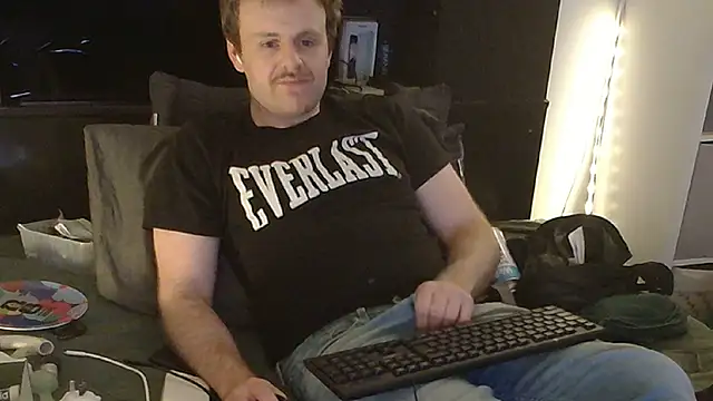 Snapshot of kinkyboipig chatting on 31, 7, 2026 kinkyboipig online show from 31, 7, 2026