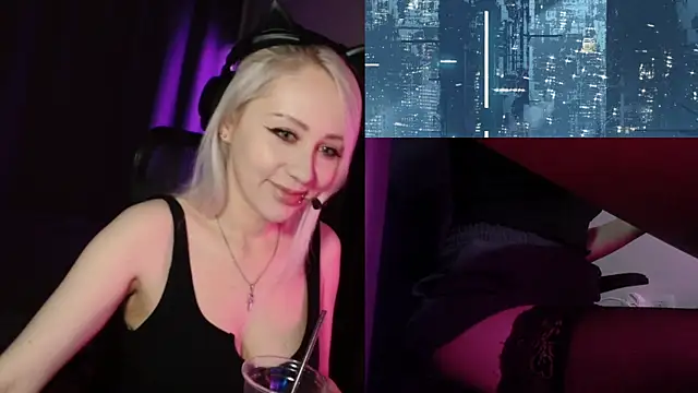 Snapshot of roxxyrowe chatting on 18, 7, 2026 roxxyrowe online show from 18, 7, 2026