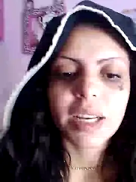 Snapshot of Valkiry_08 chatting on 10, 7, 2026 Valkiry 08 online show from 10, 7, 2026