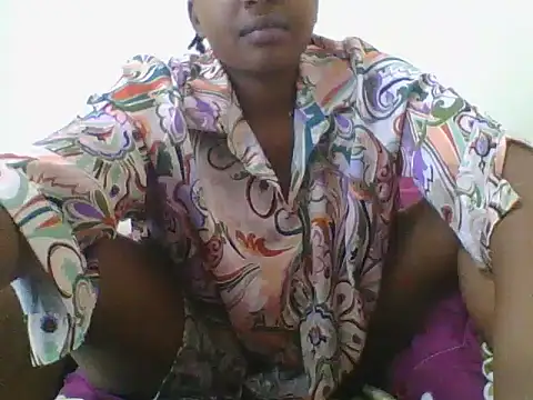 Snapshot of bunnysnow_ chatting on 9, 6, 2026 bunnysnow online show from 9, 6, 2026