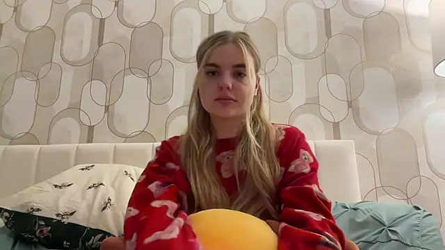 Snapshot of Lilyswlrdxo chatting on 10, 6, 2026 Lilyswlrdxo online show from 10, 6, 2026