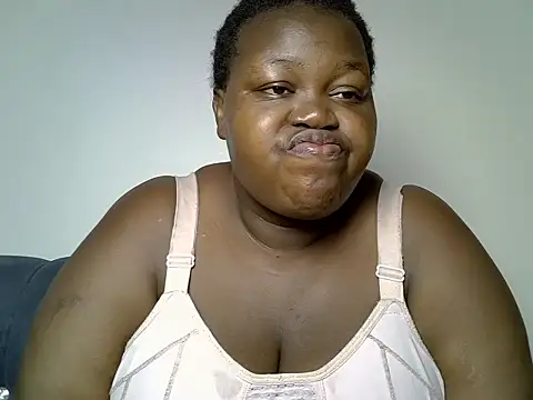 Snapshot of Tashazbabe chatting on 22, 6, 2026 Tashazbabe online show from 22, 6, 2026
