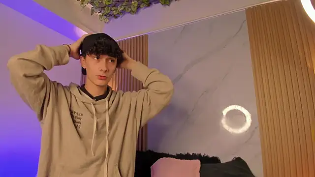 Snapshot of im_ethan_ chatting on 30, 6, 2026 im ethan online show from 30, 6, 2026
